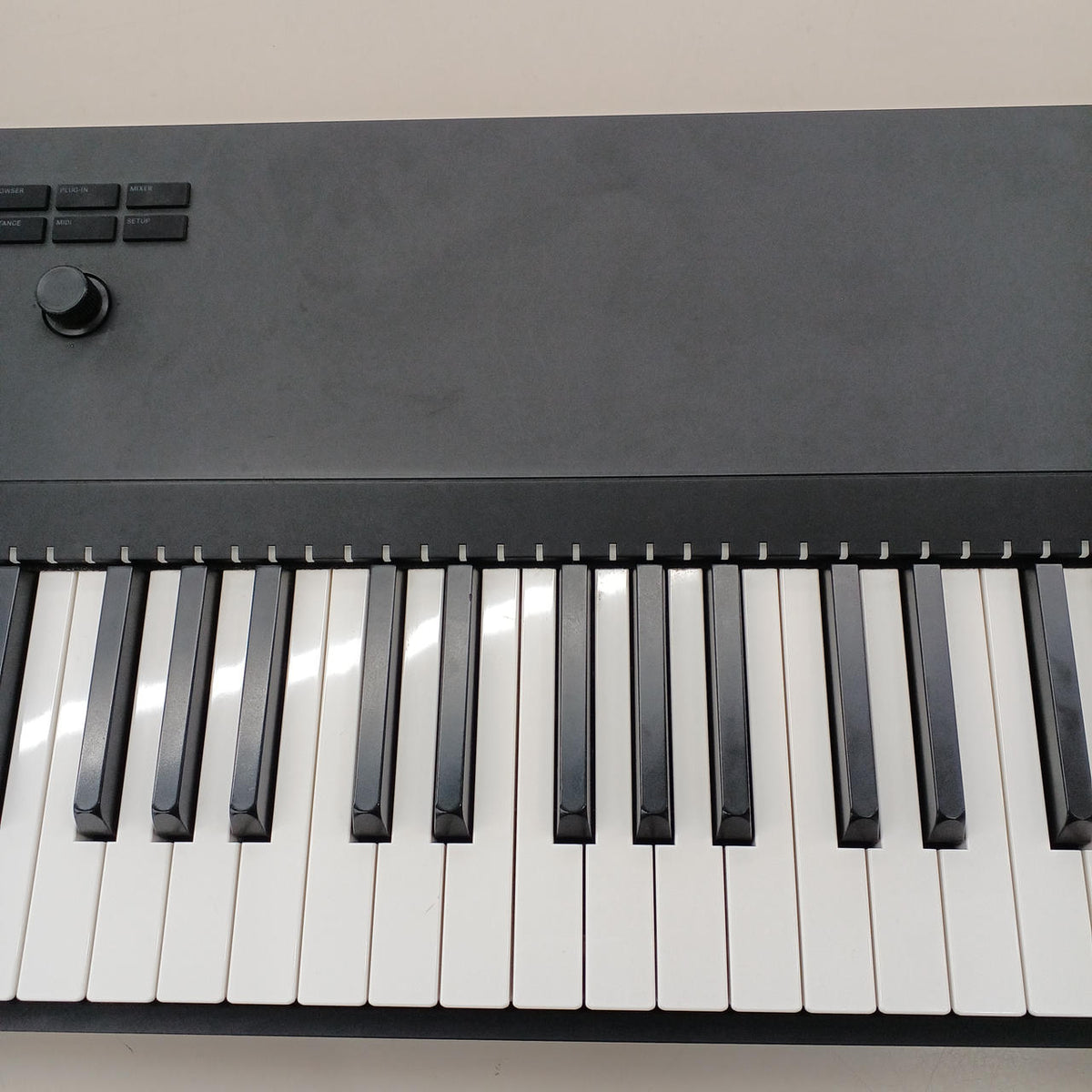 [JUNK] NATIVE INSTRUMENTS MIDI Keyboard KOMPLETE KONTROL S88 MK2