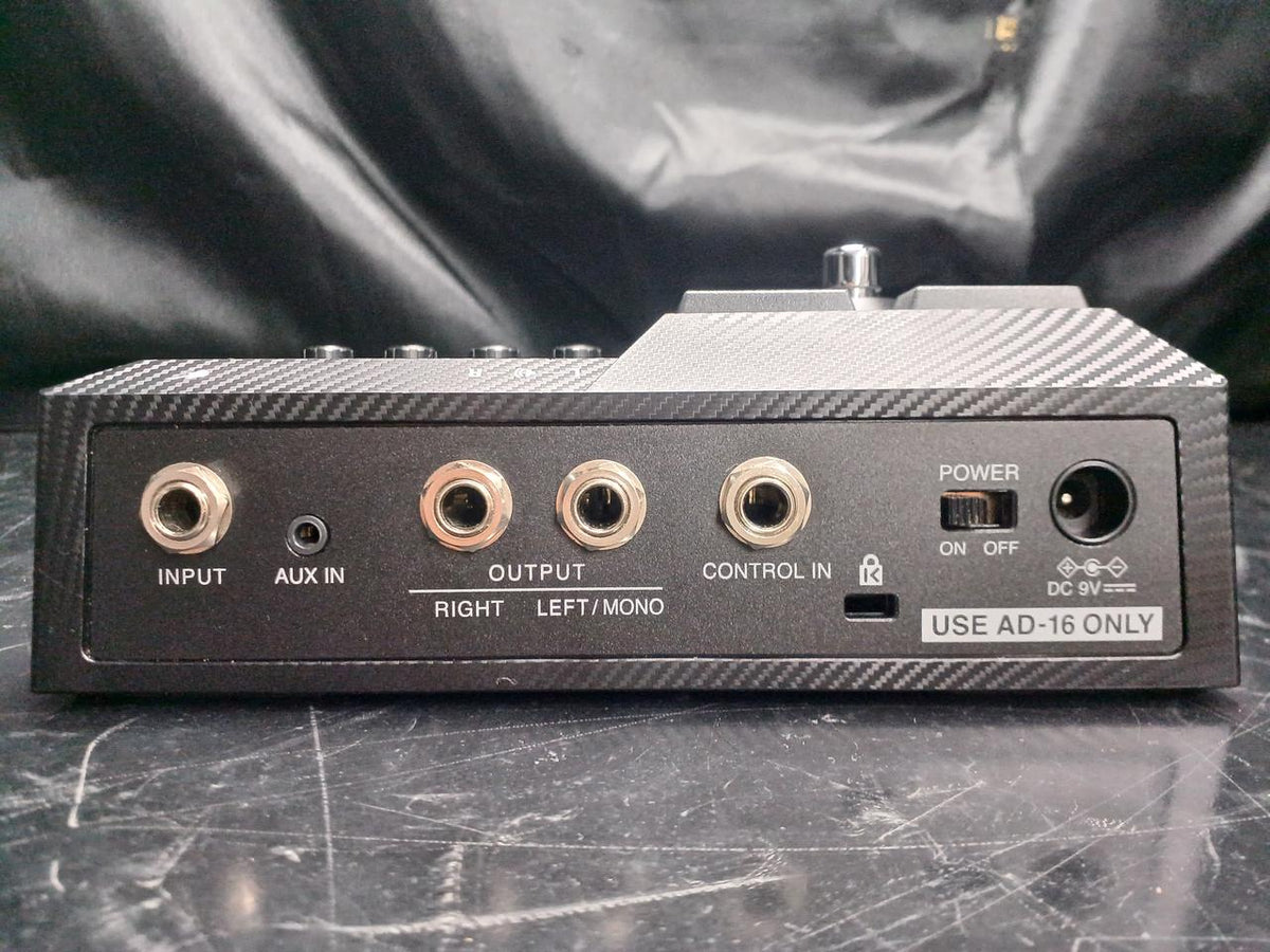 ZOOM Multi-Effects G2FOUR
