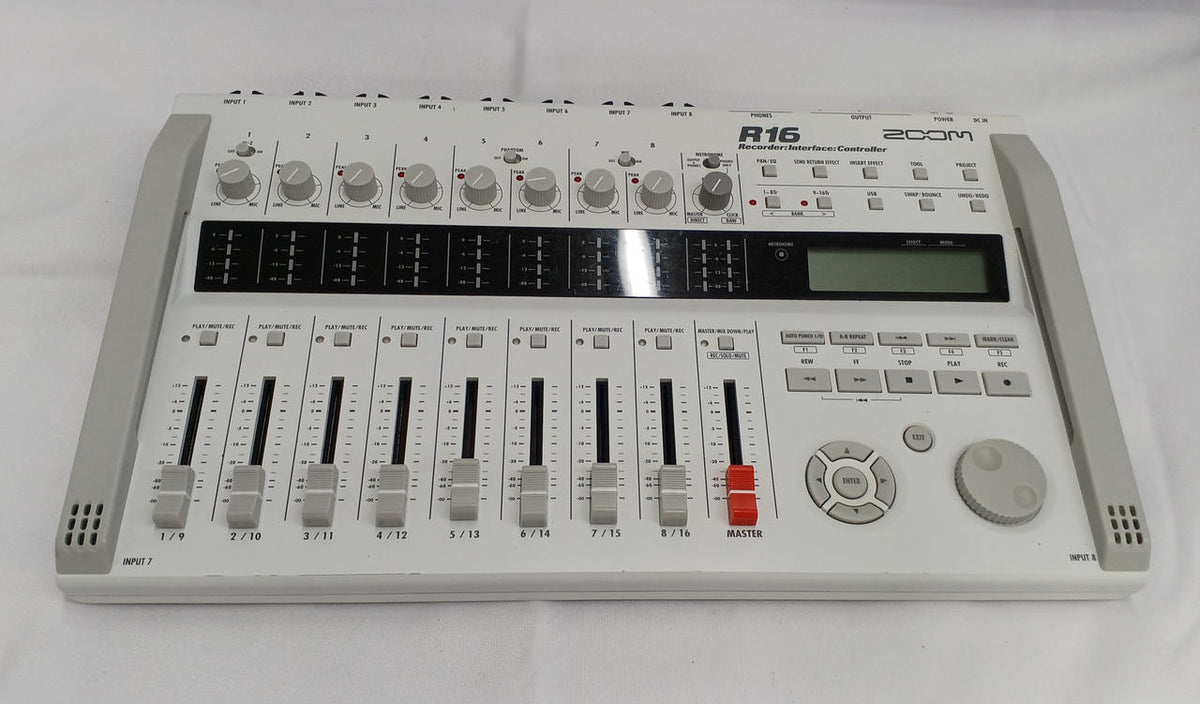 ZOOM MTR R16