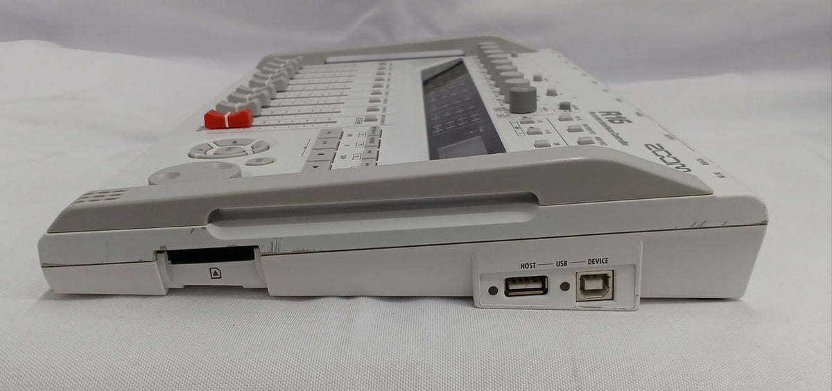 ZOOM MTR R16