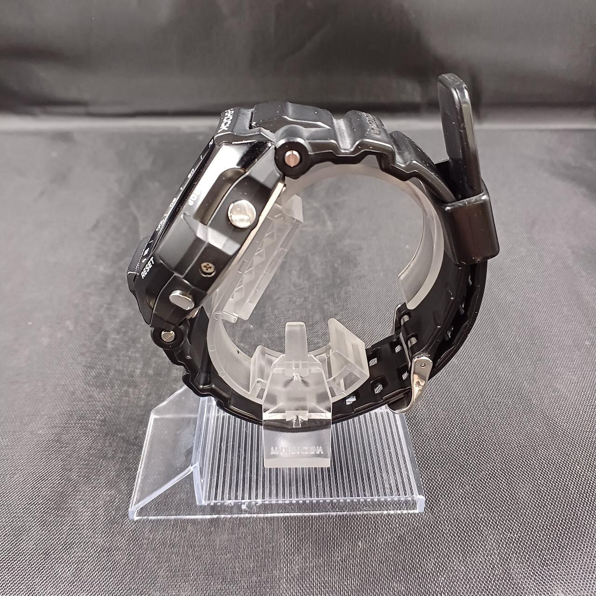 CASIO G-SHOCK G-1100B