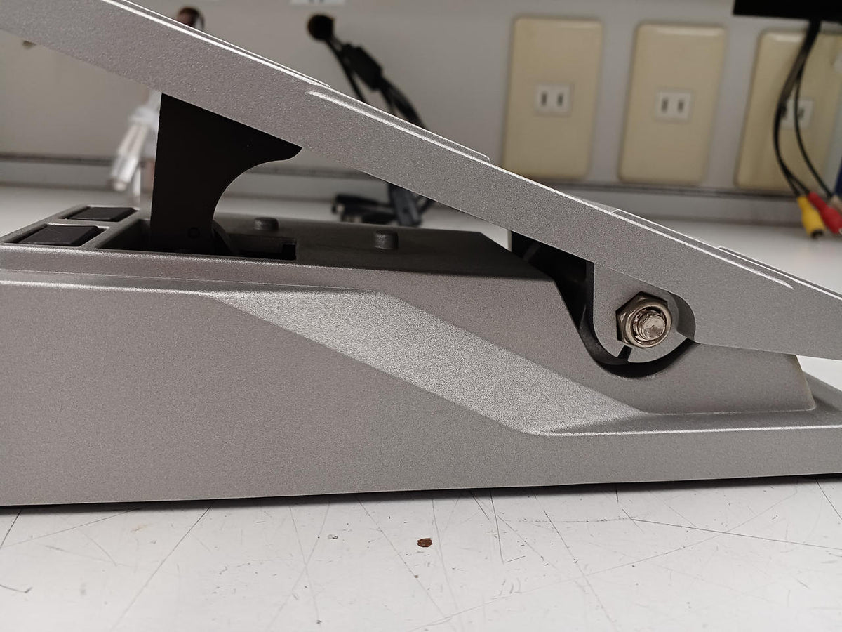 BOSS Volume Pedal FV-30L