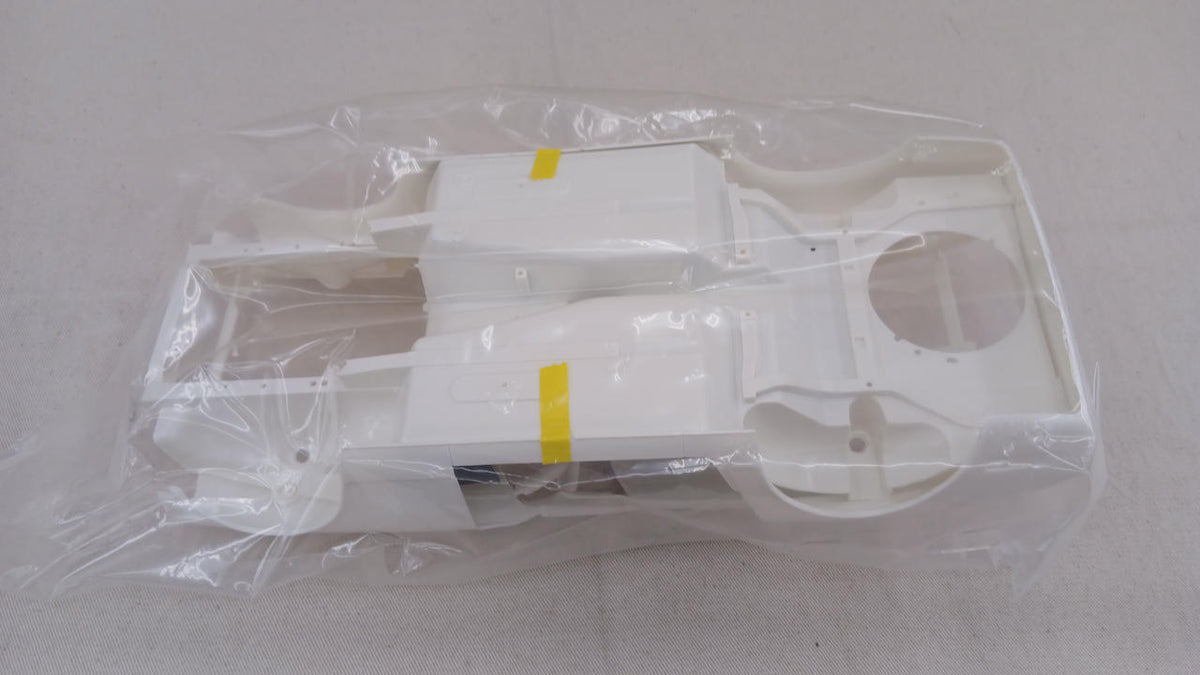 TAMIYA Nissan Fairlady 240ZG Street Custom 1/12