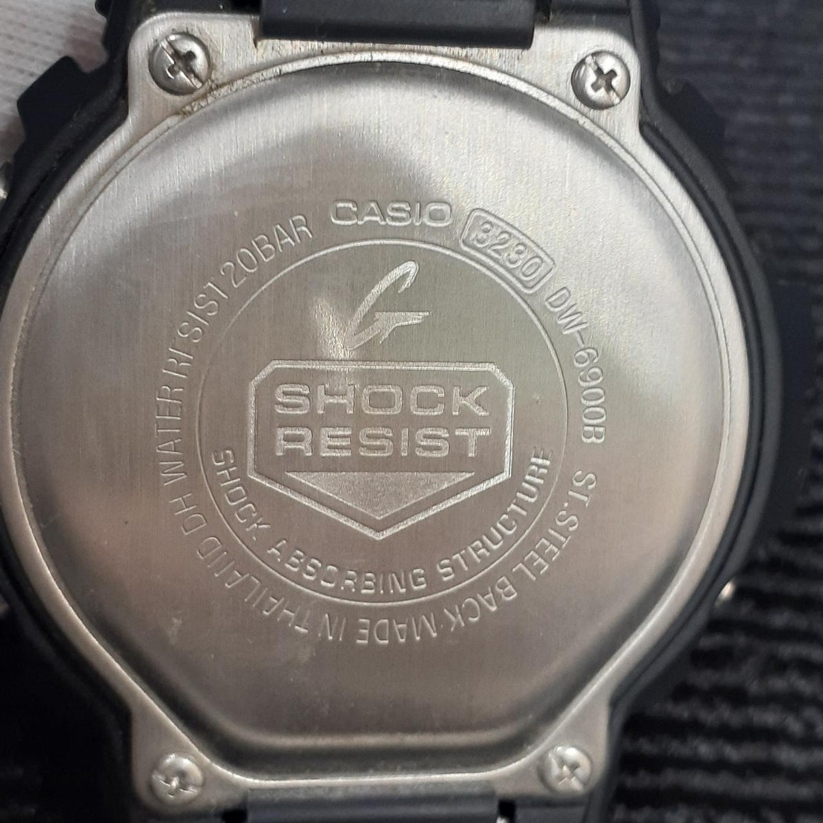 CASIO G-SHOCK DW-6900B