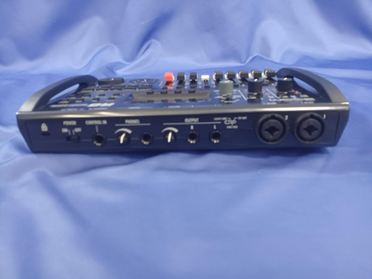 ZOOM Multitrack Recorder R8 | BanzaiHobby