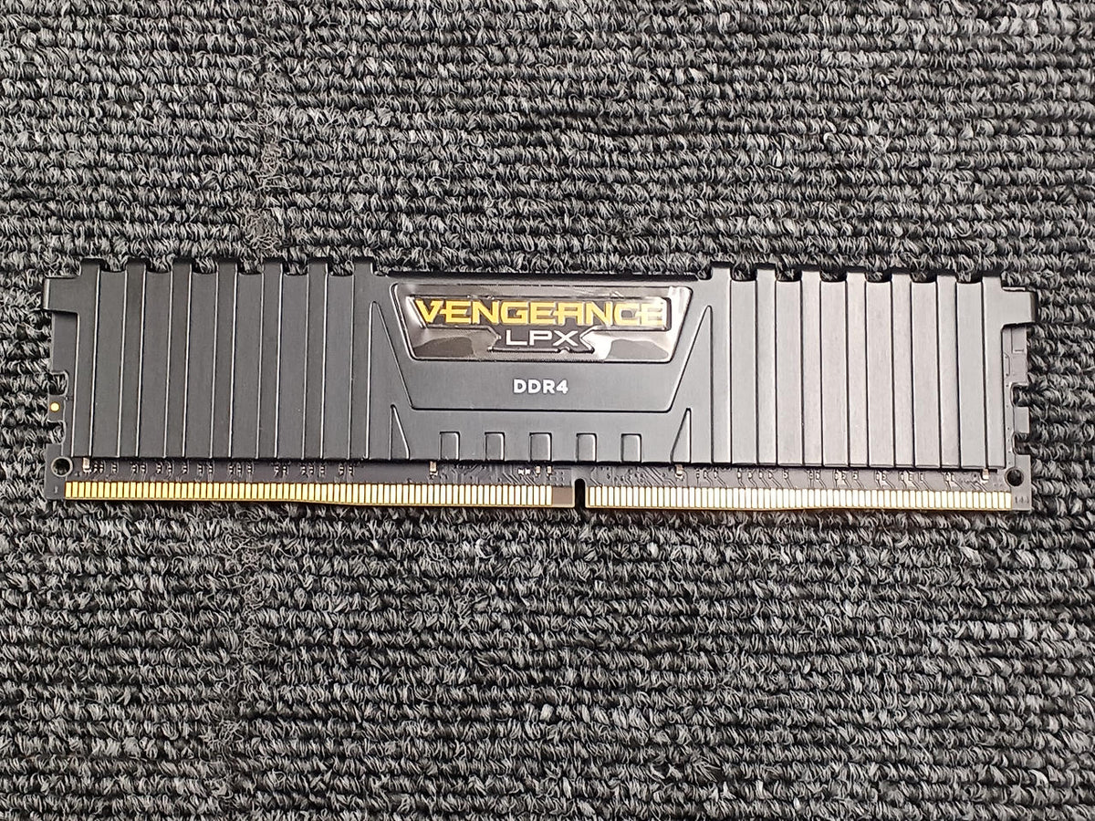 CORSAIR DDR4 Memory CMK16GX4M2A2666C16 - Banzai Thrifting | BanzaiHobby