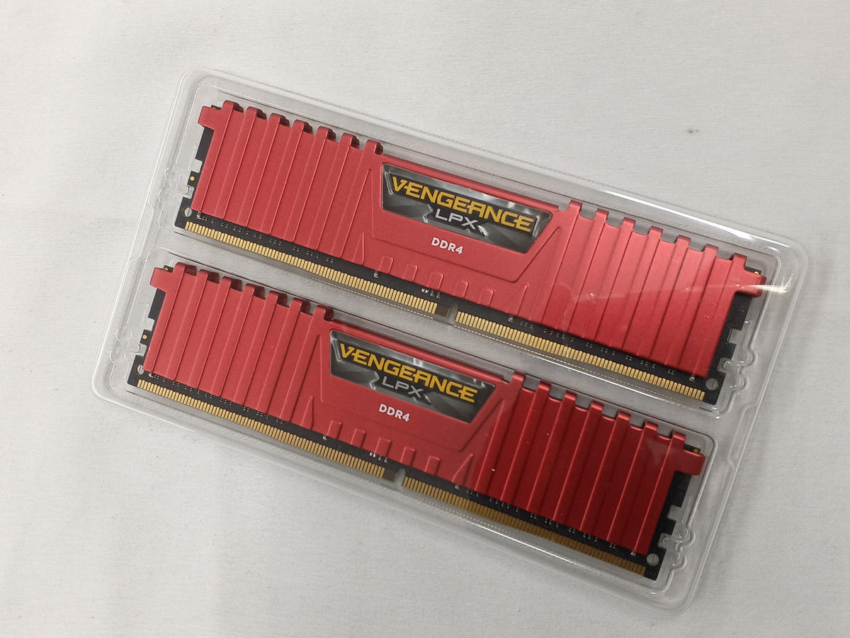 CORSAIR DDR4 Memory CMK32GX4M2A2666C16R