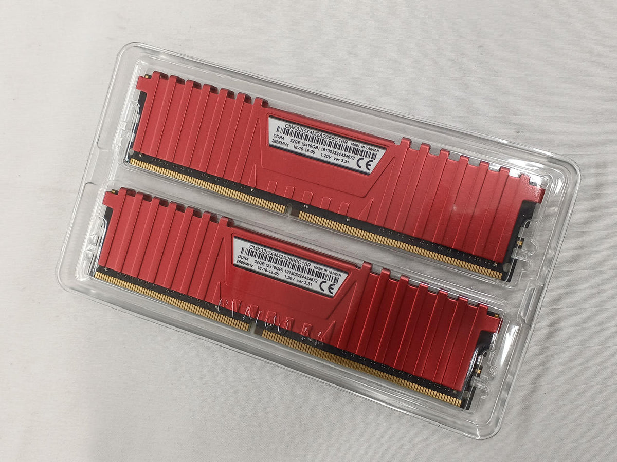 CORSAIR DDR4 Memory CMK32GX4M2A2666C16R