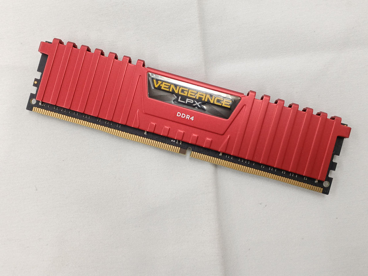 CORSAIR DDR4 Memory CMK32GX4M2A2666C16R