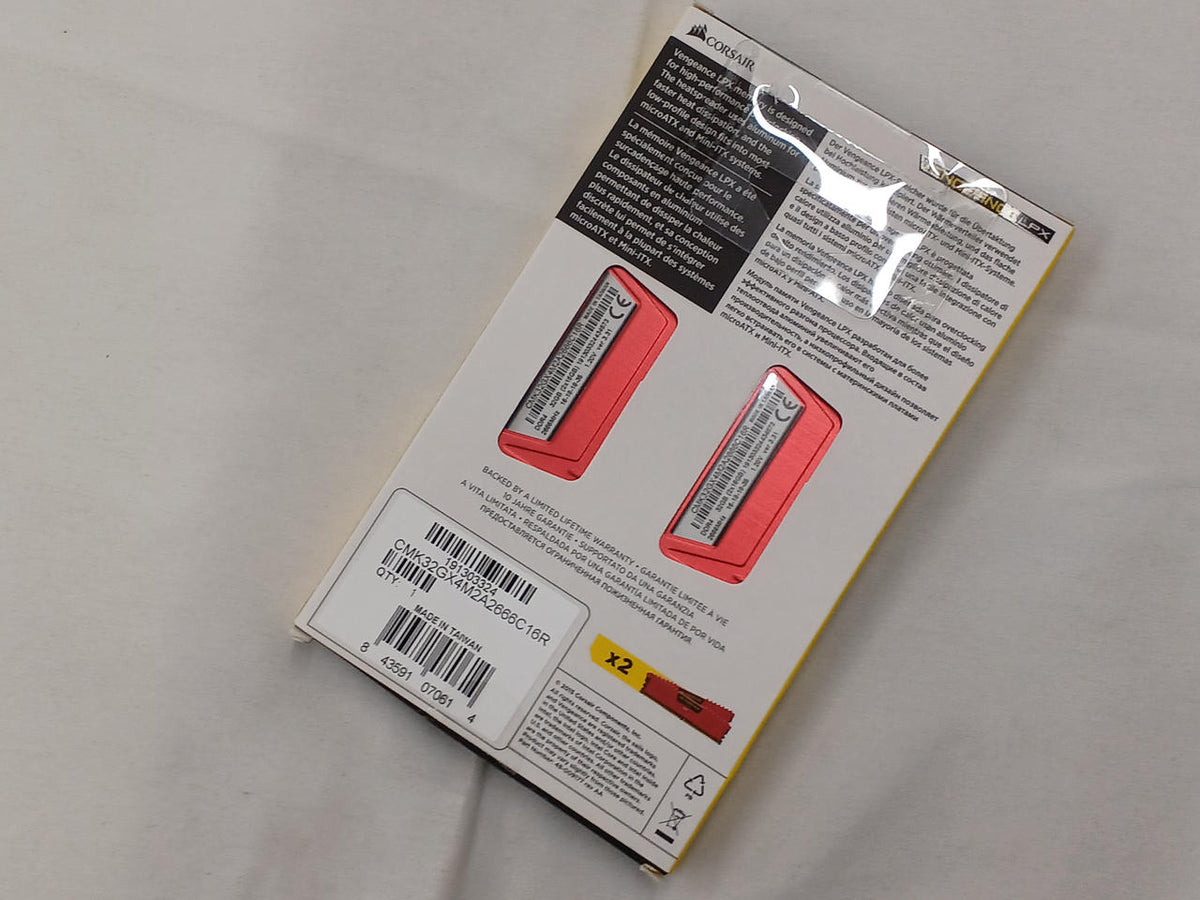 CORSAIR DDR4 Memory CMK32GX4M2A2666C16R