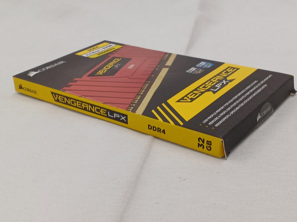 CORSAIR DDR4 Memory CMK32GX4M2A2666C16R