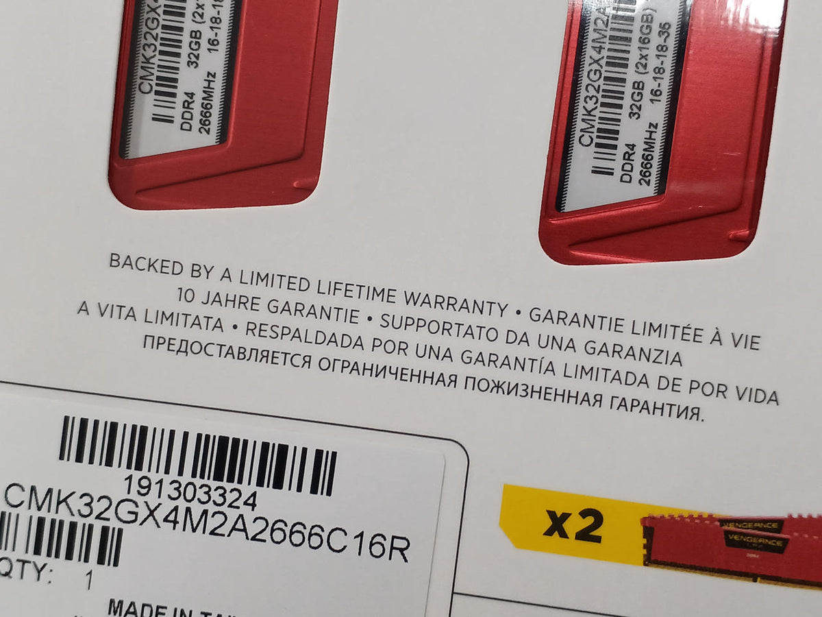 CORSAIR DDR4 Memory CMK32GX4M2A2666C16R
