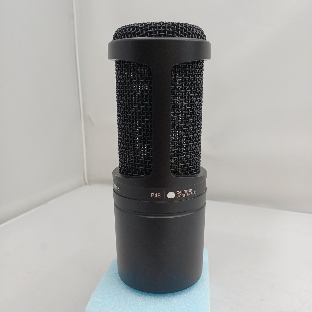 AUDIO-TECHNICA Condenser Microphone AT2020
