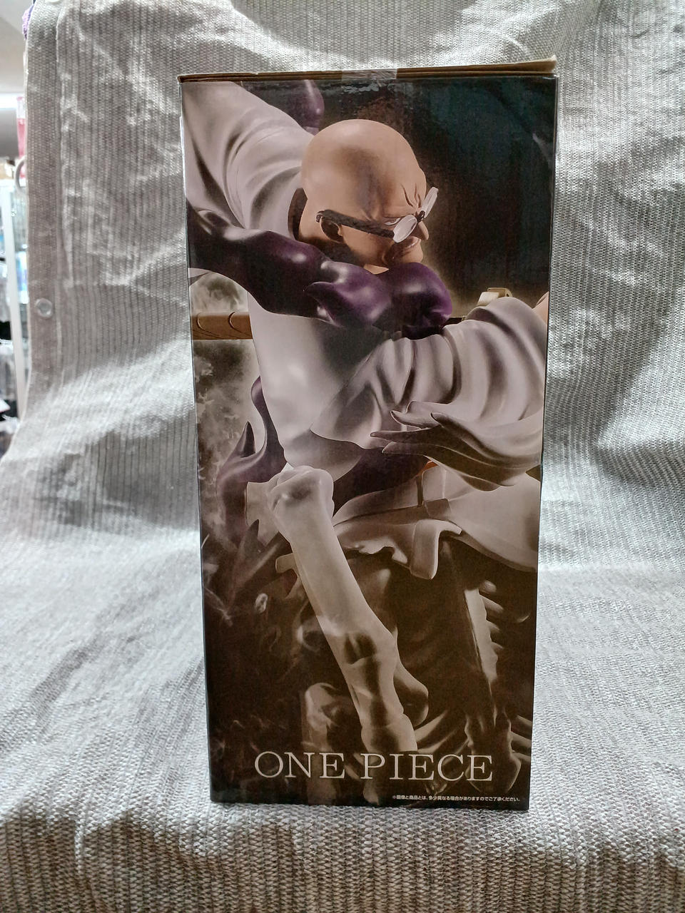 BANDAI Figure Ethan Baron V. Nasjuro Sei