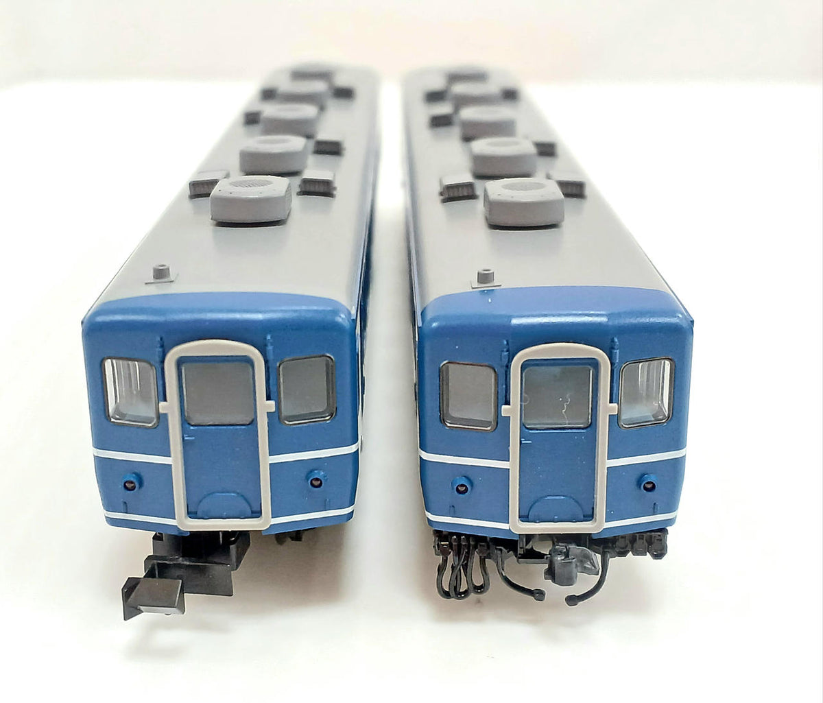 TOMIX N Gauge JR 12 Series Passenger Car