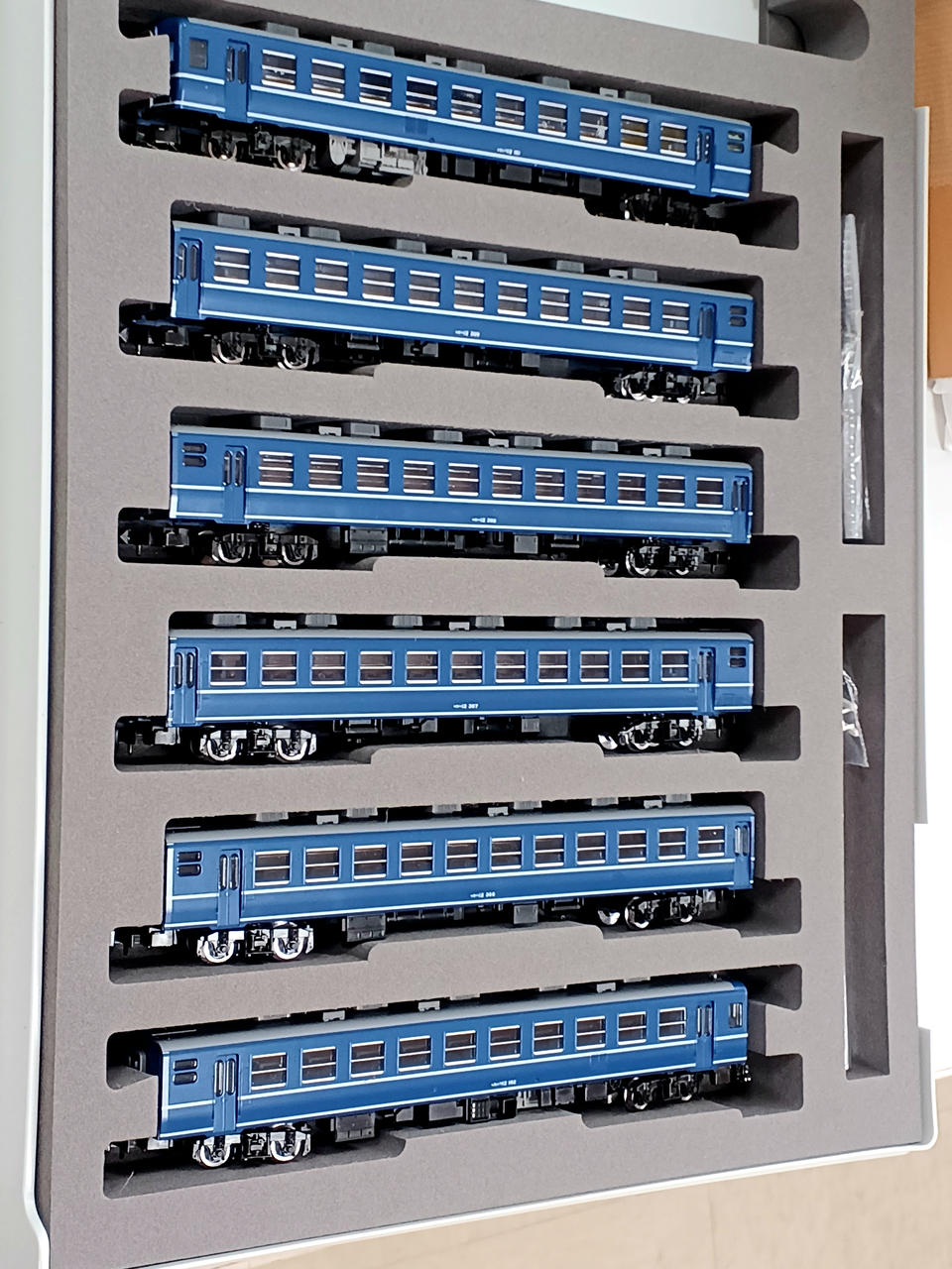 TOMIX N Gauge JR 12 Series Passenger Car