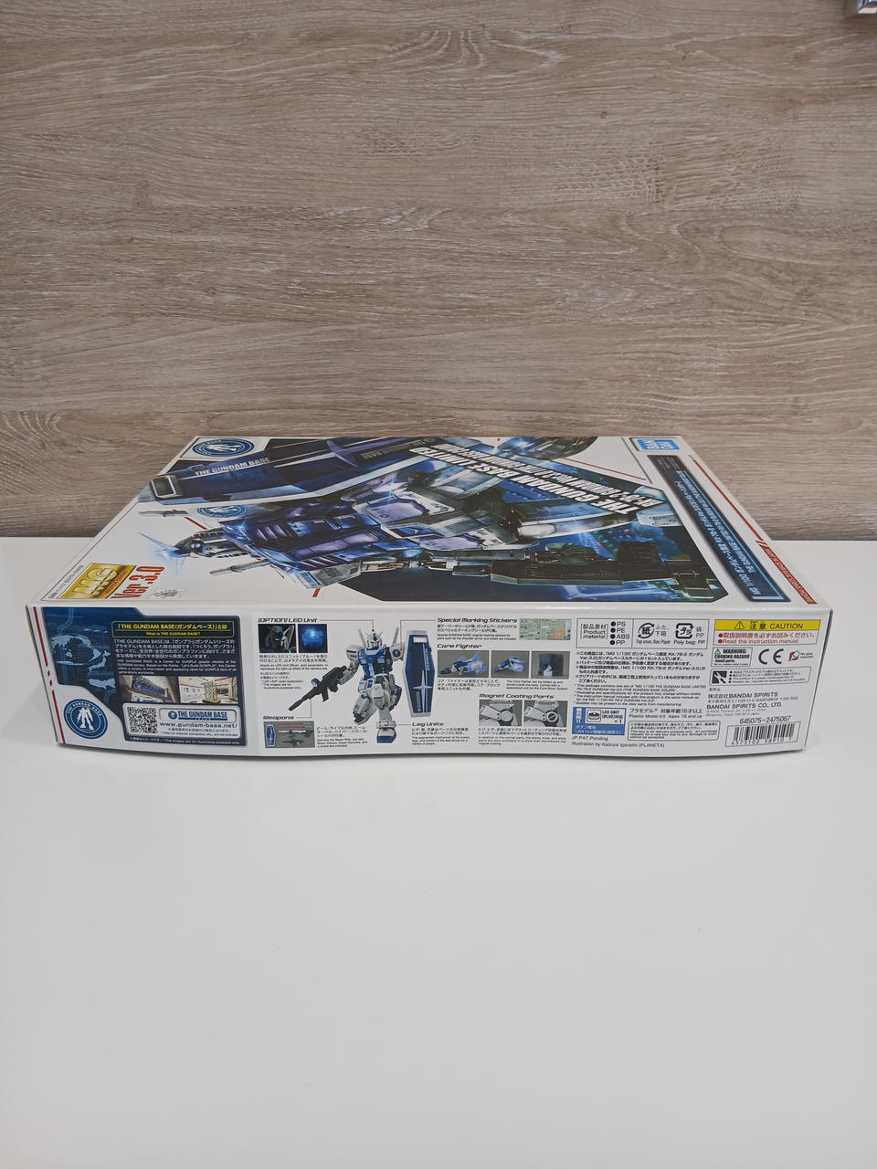 BANDAI MG 1/100 Gundam Base Limited RX-78-2 Gundam VER.3.0 Gundam Base Color