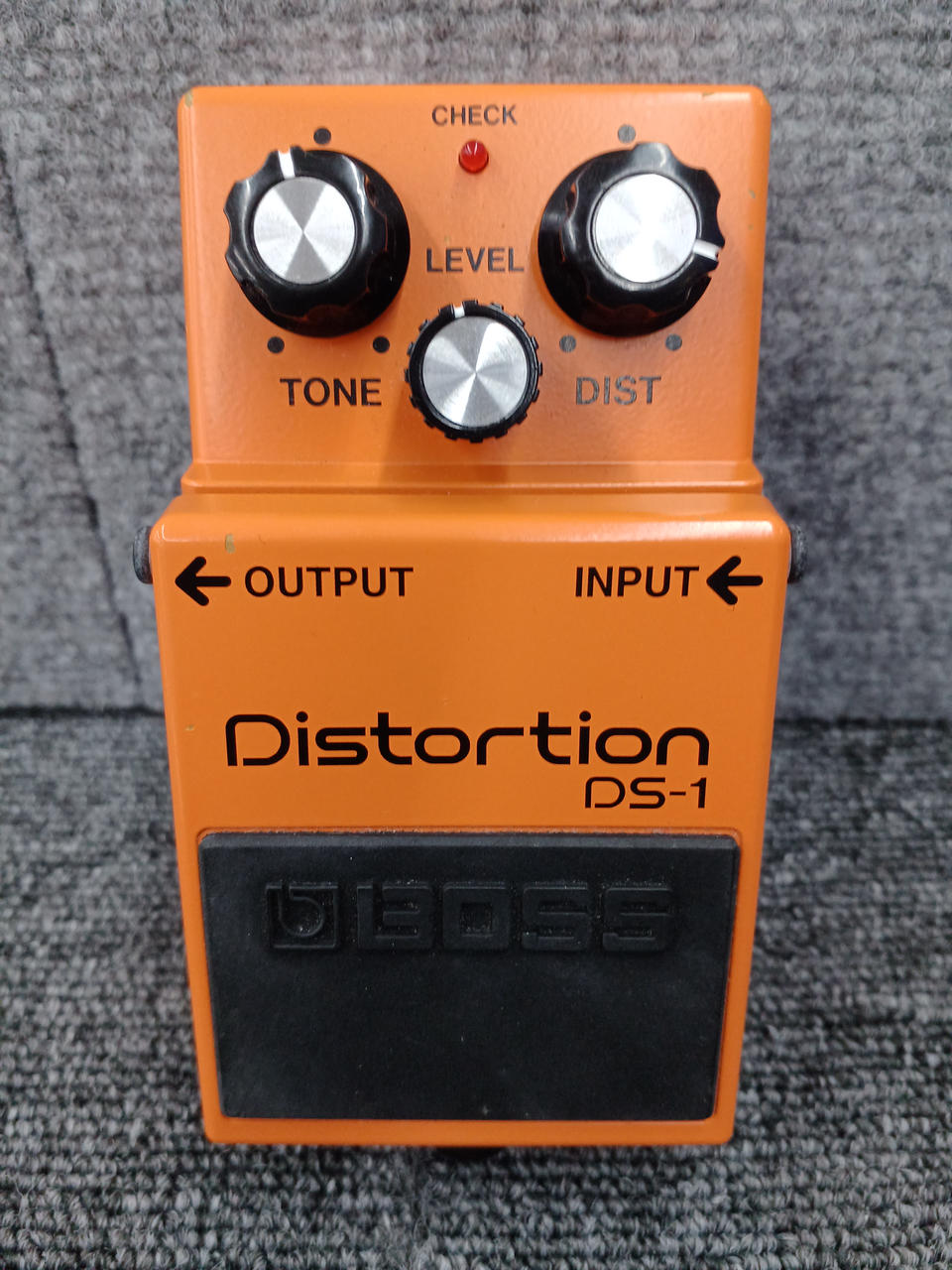 BOSS Effects pedal: DS-1 - Banzai Thrifting | BanzaiHobby