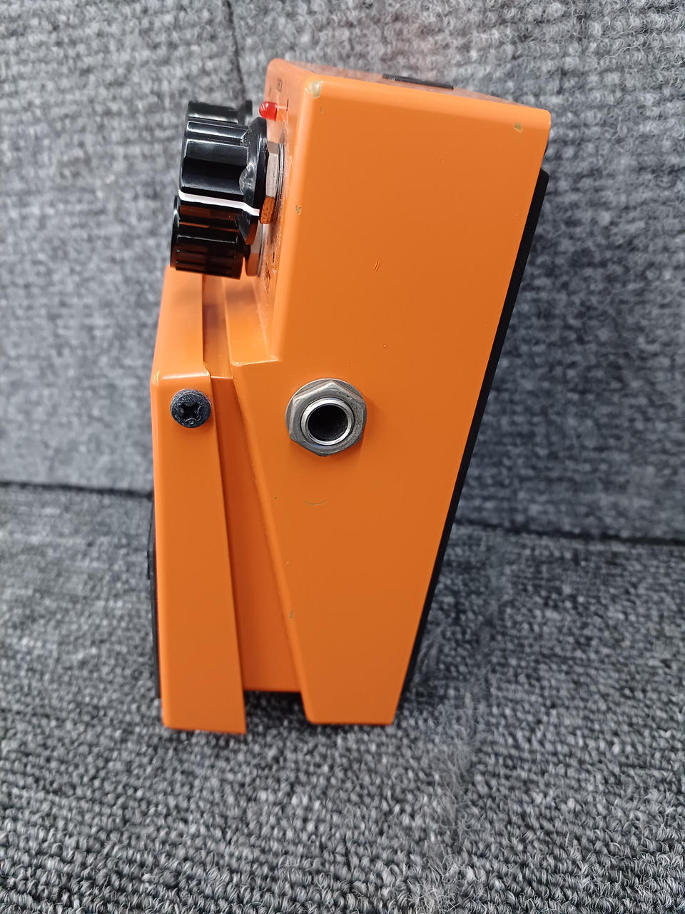 BOSS Effects pedal: DS-1 - Banzai Thrifting | BanzaiHobby