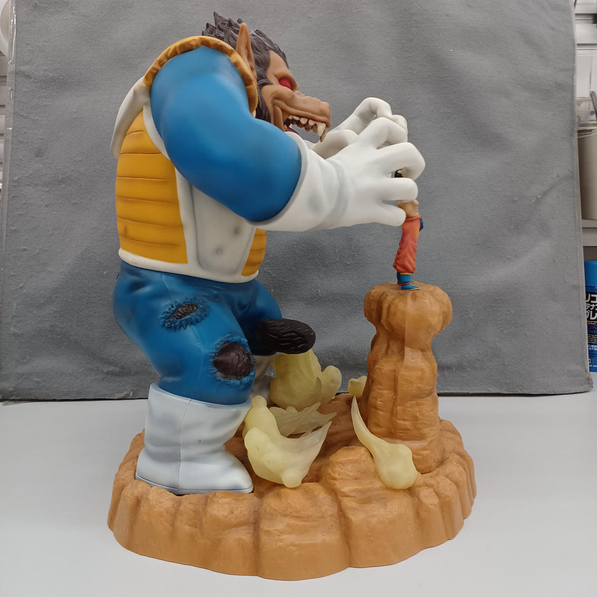BANDAI Ichiban Kuji Dragon Ball Kai Showdown Edition Prize A Great Ape Vegeta VS Son Gohan Figure