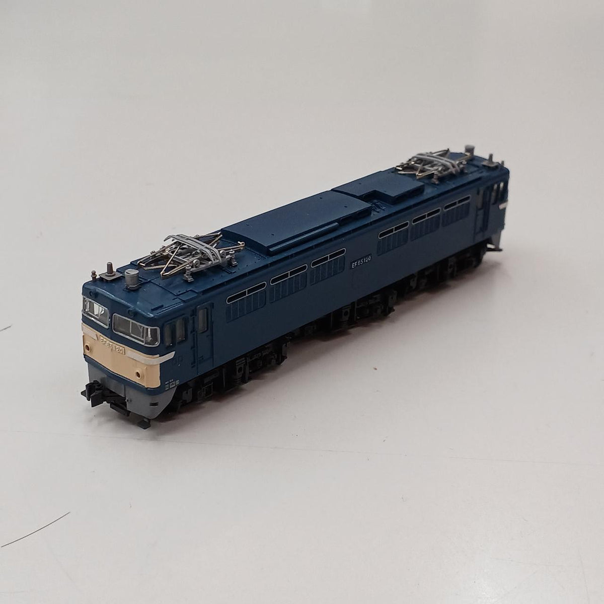 KATO N Gauge 3017-2 EF65 Standard Color