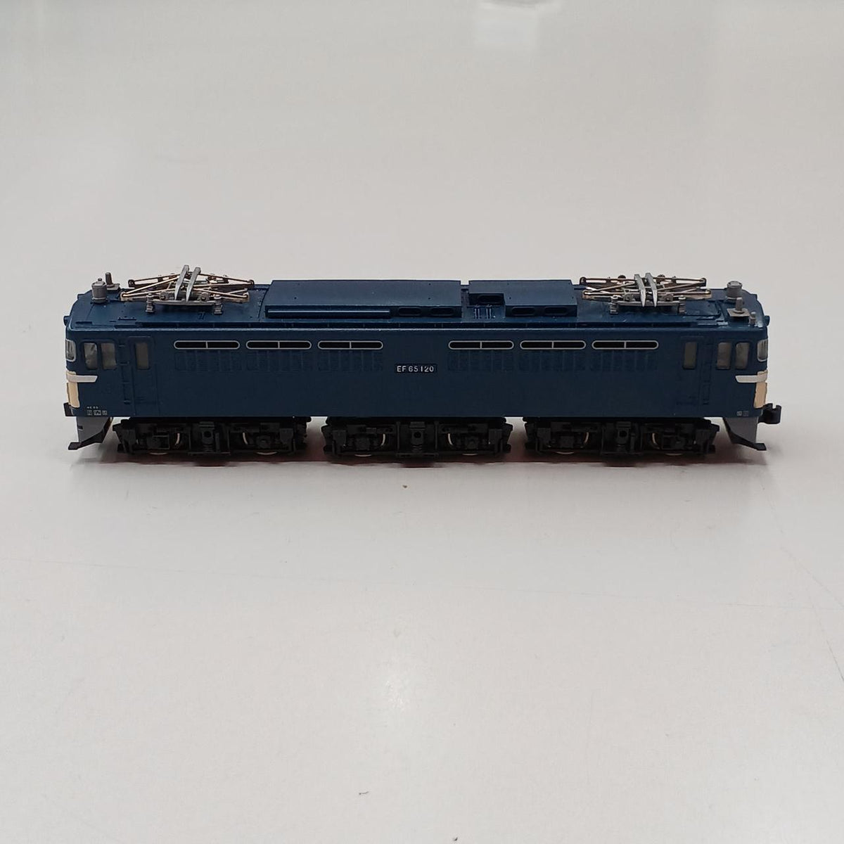 KATO N Gauge 3017-2 EF65 Standard Color
