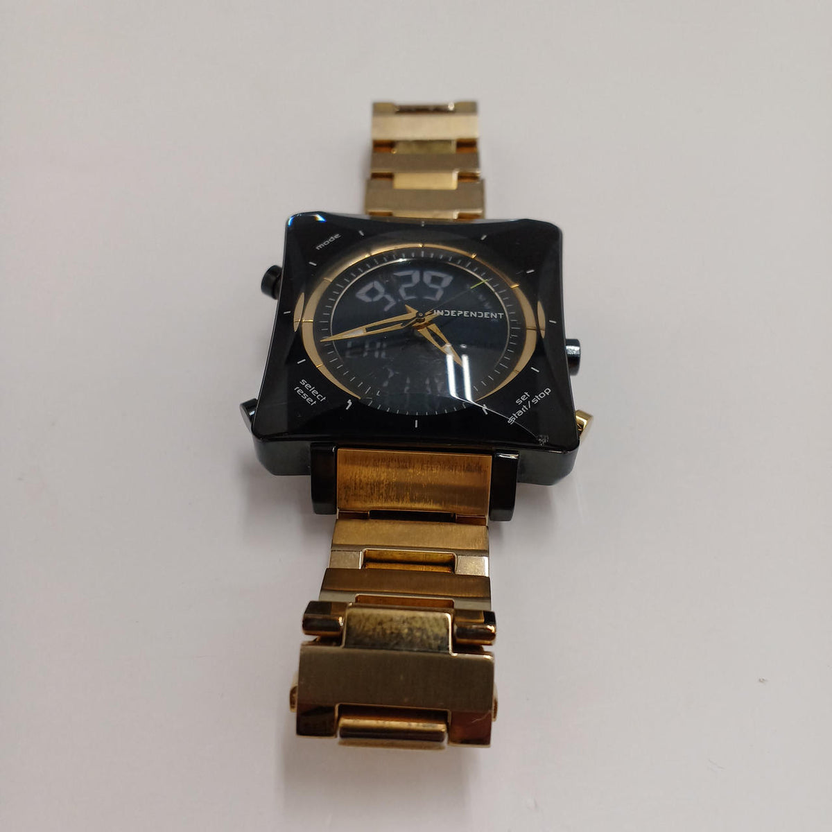 CITIZEN Quartz UO21-002674-03