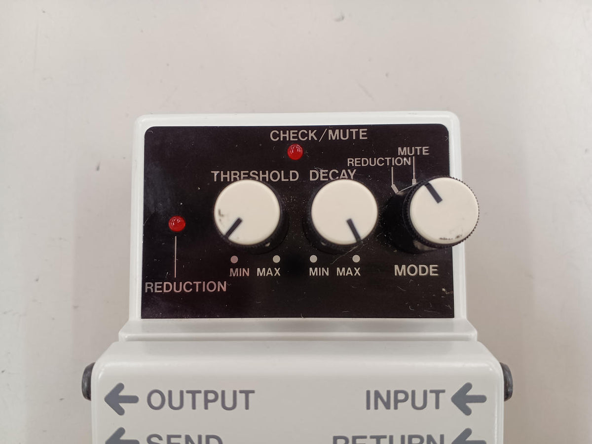 BOSS Effects pedal NS-2