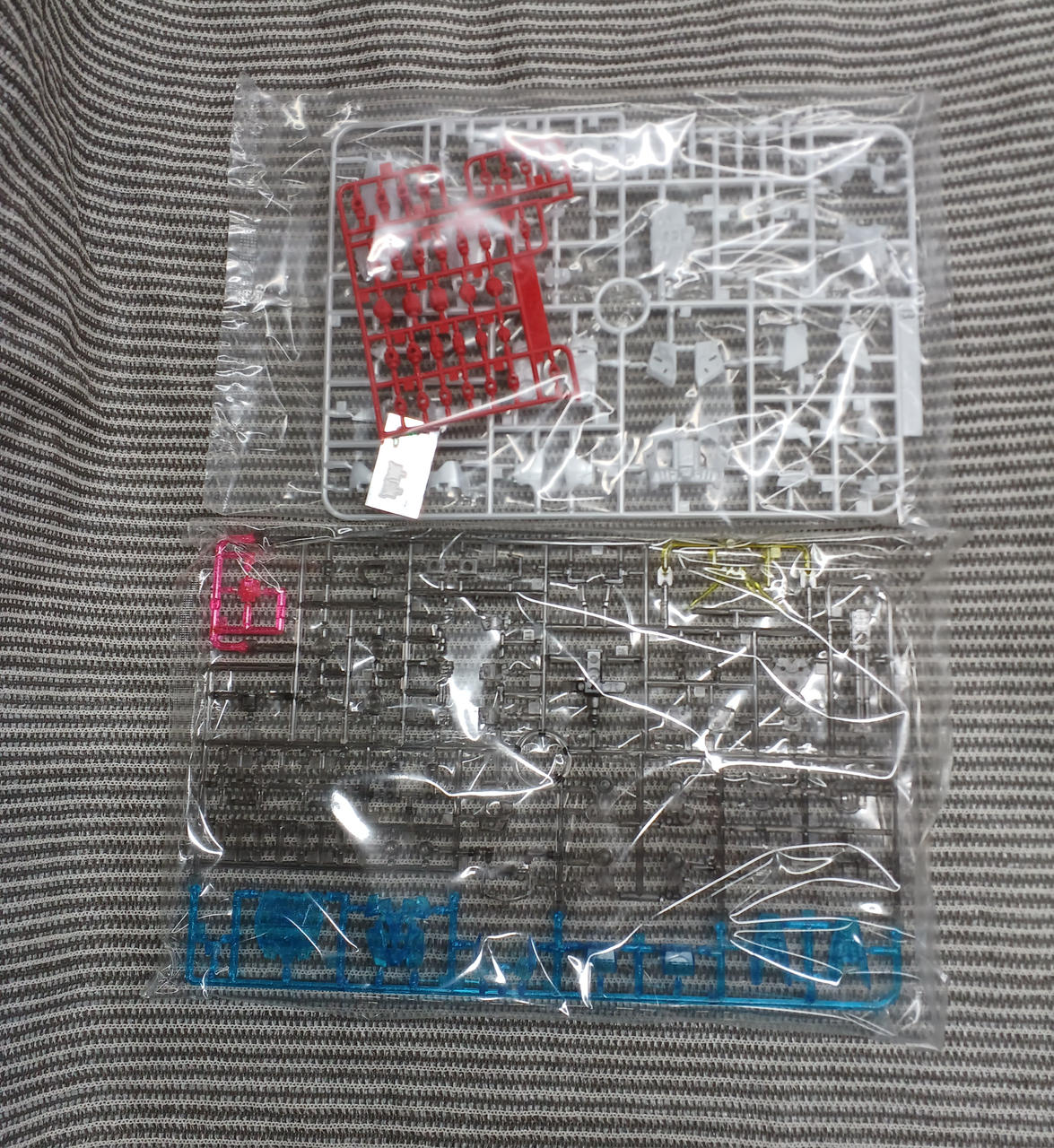 Bandai Plastic Model 1/144 Unicorn Gundam Destroy Mode