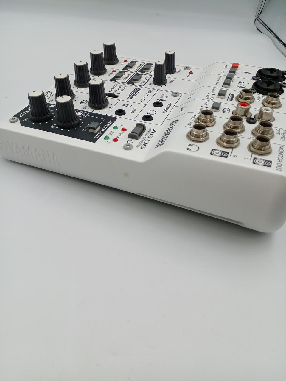 YAMAHA Mixer AG06