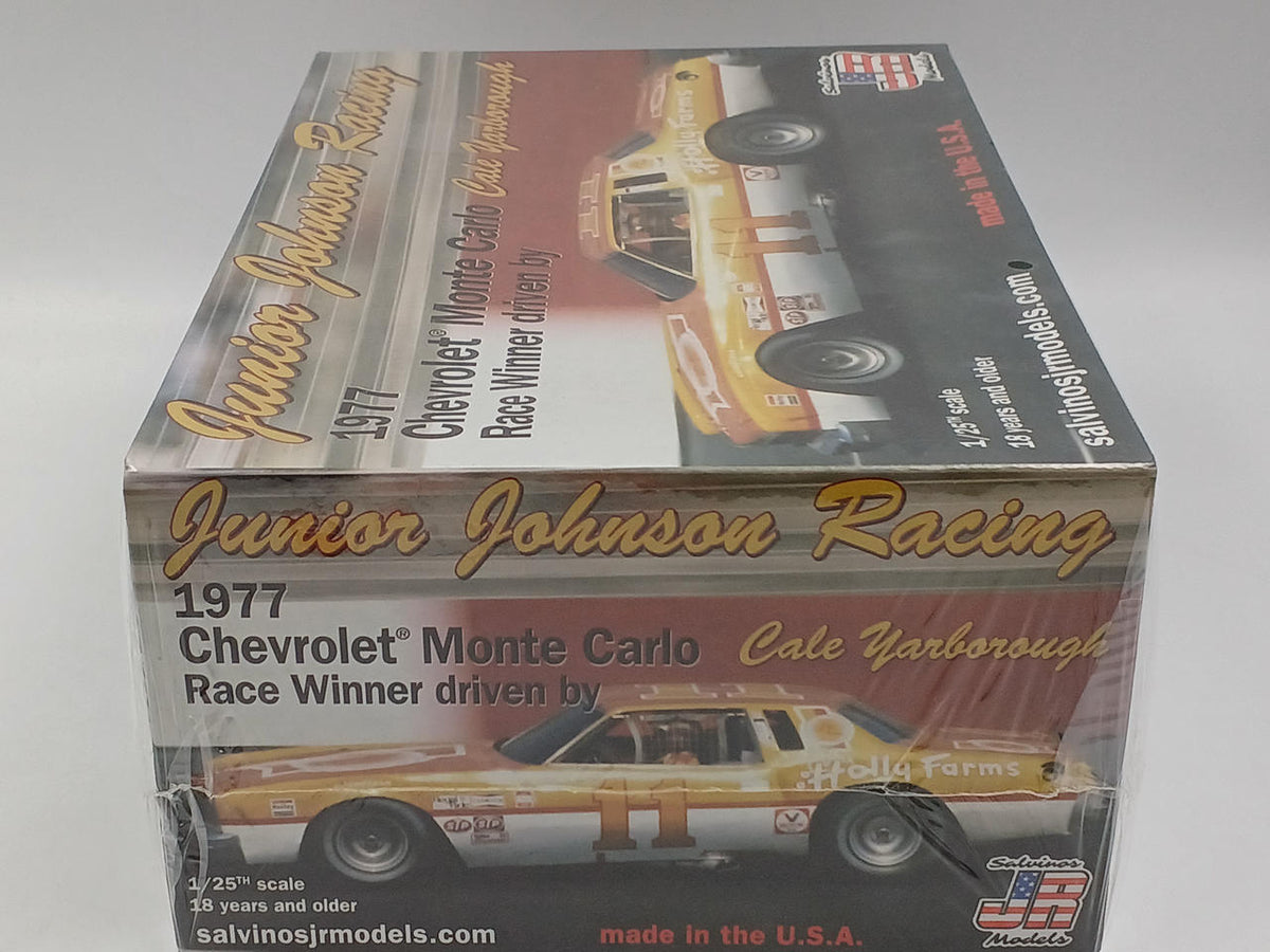 SALVINOS JR MODELS 1/24 scale plastic model '77 Chevrolet Monte Carlo Kale Yarborough