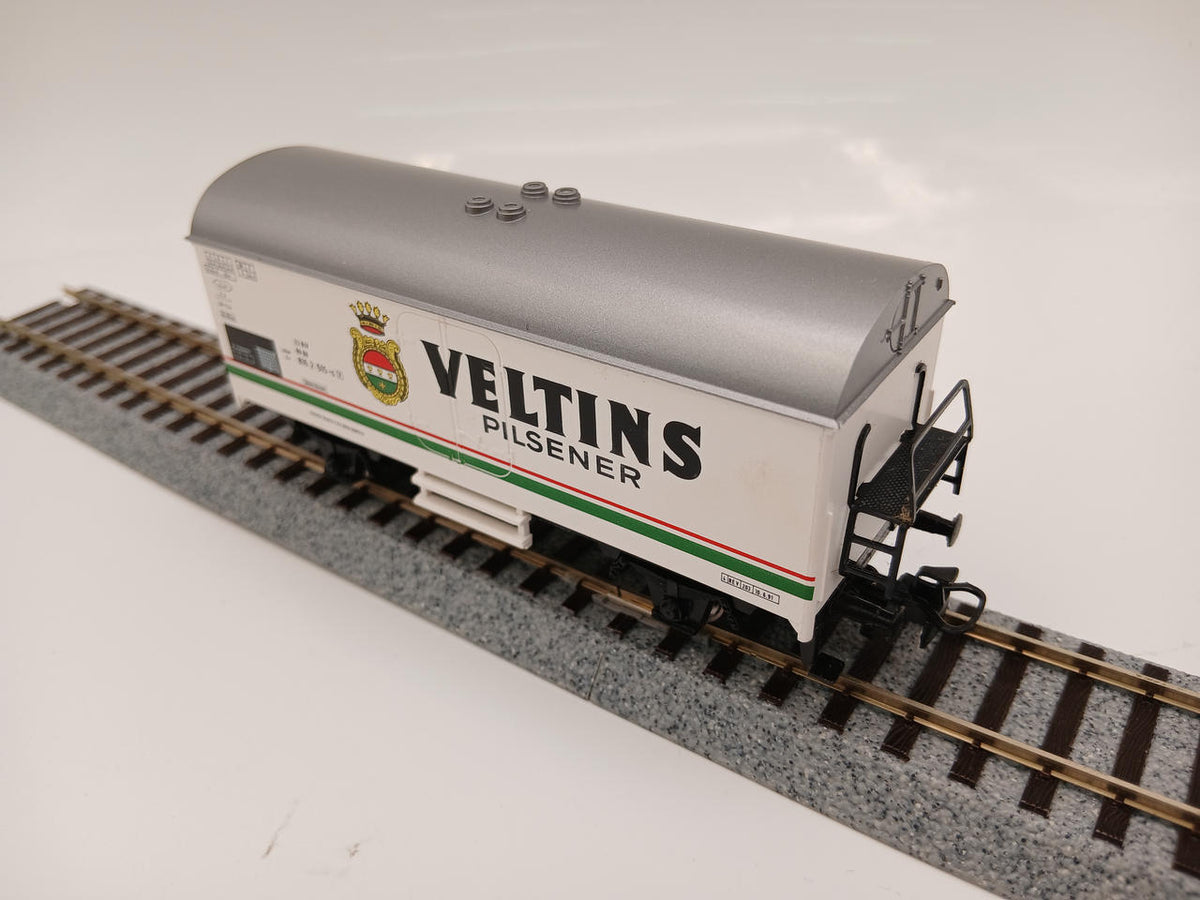 MARKLIN HO Gauge 4416 Veltins Pilsener Beer Car