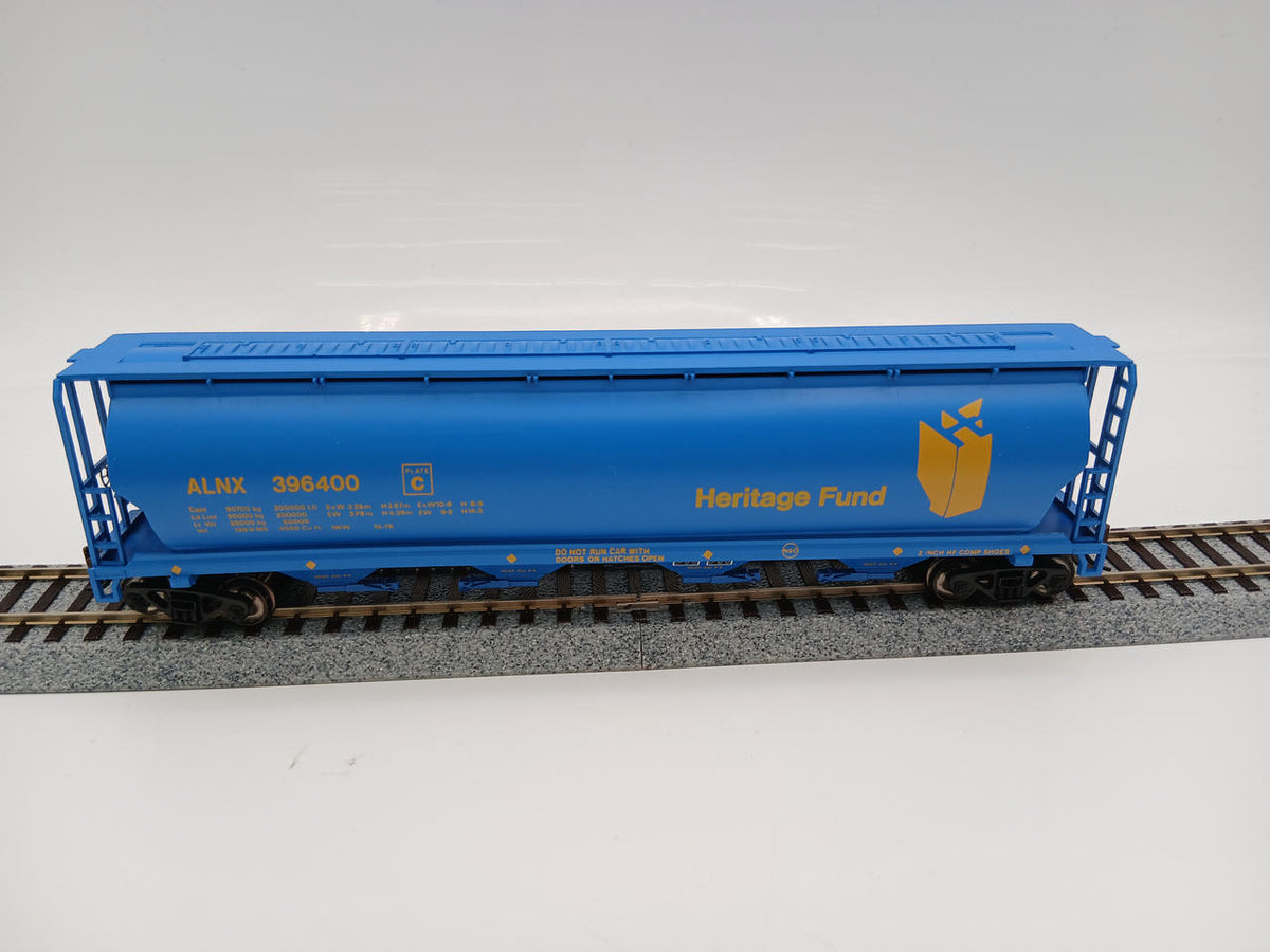 BACHMANN HO Gauge CANADIAN GRAIN HOPPER