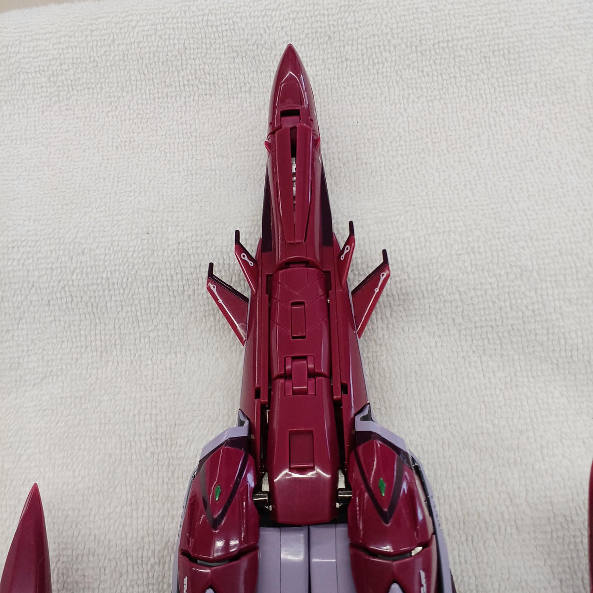 Bandai Macross F (Frontier) Figure VF-27γ Lucifer Valkyrie (Brera Stern's Unit) - Banzai Thrifting | BanzaiHobby