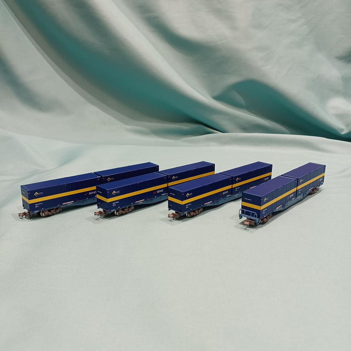KATO Koki 102+103 'Kangaroo Liner SS60' 8 10-1871