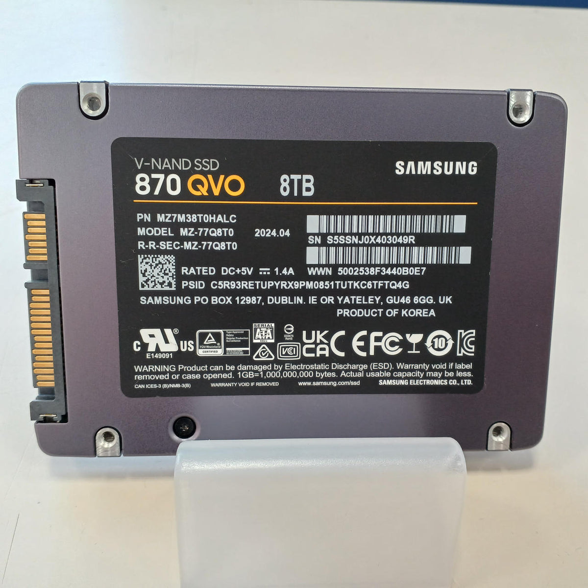 SAMSUNG SSD(8TB) MZ-77Q8T0