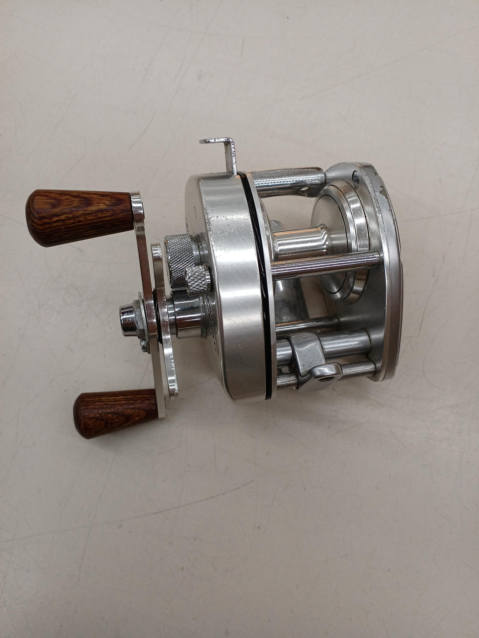 SHIMANO Old Baitcasting Reel BANTAM100