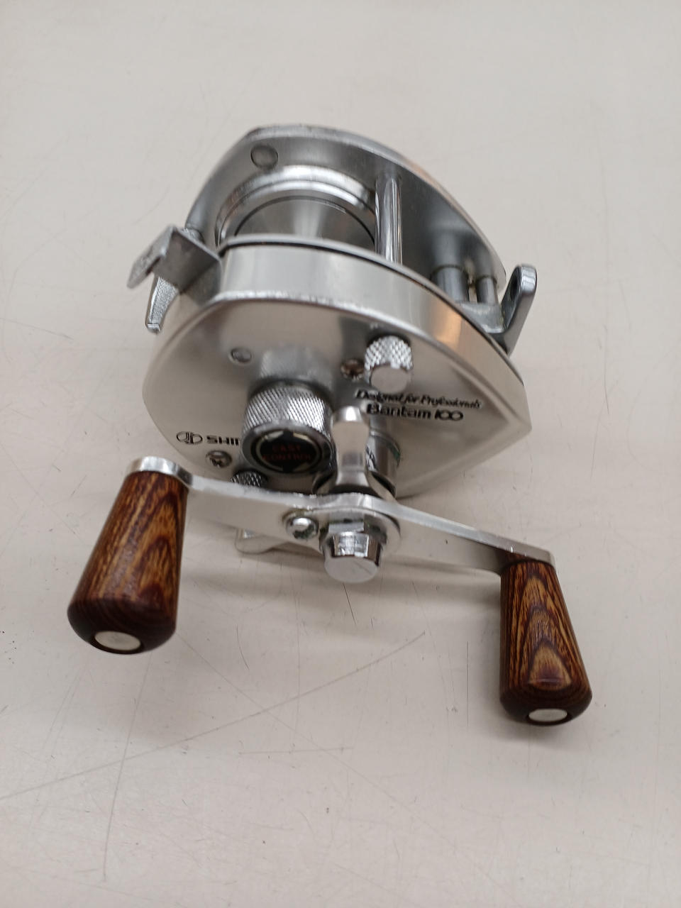 SHIMANO Old Baitcasting Reel BANTAM100