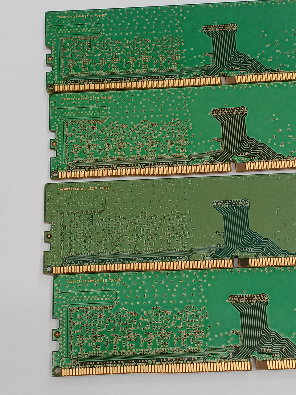 SAMSUNG DDR4-2666 (PC4-21300) 8GB 4-Module Set M378A1K43CB2-CTD