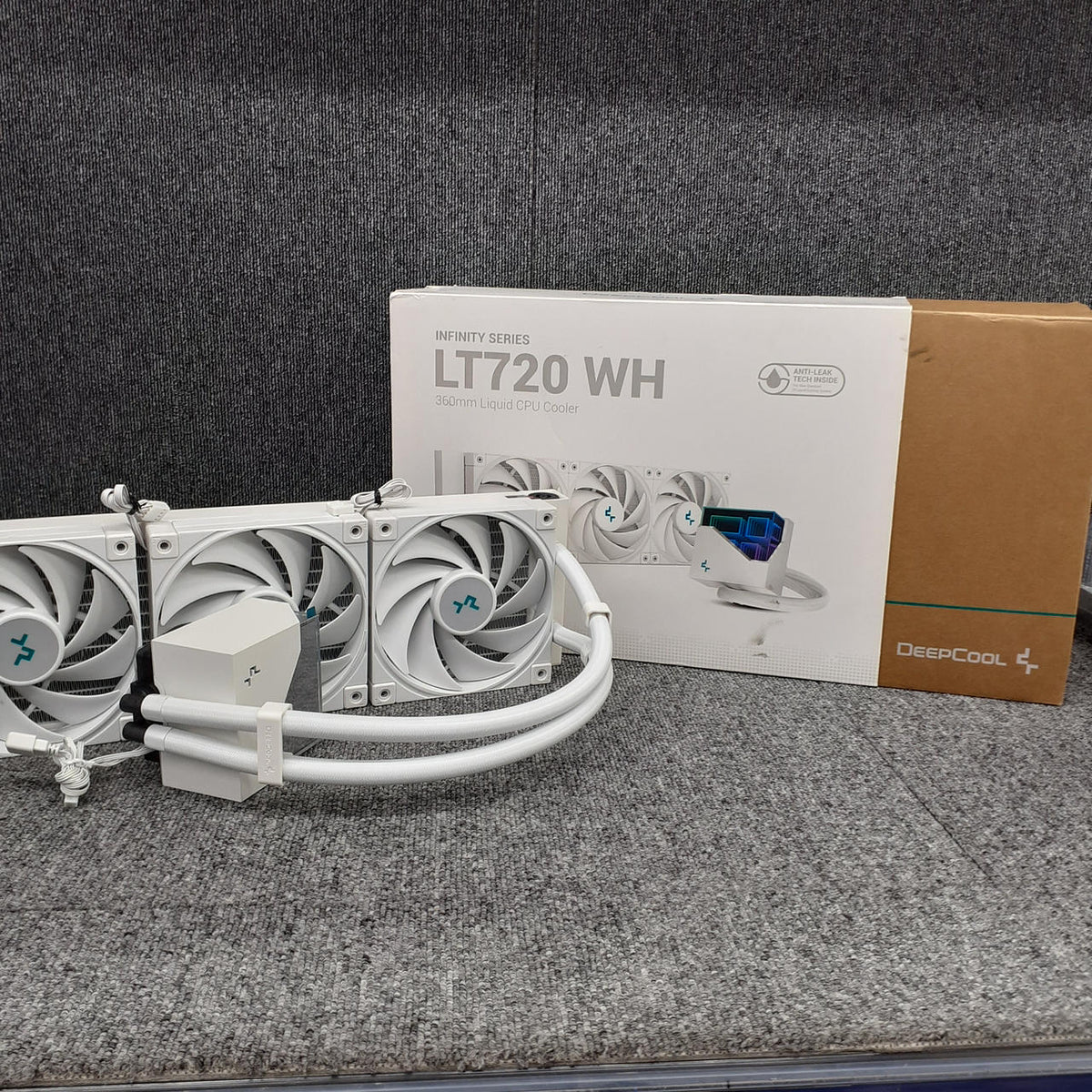 DEEPCOOL CPU Cooler LT720