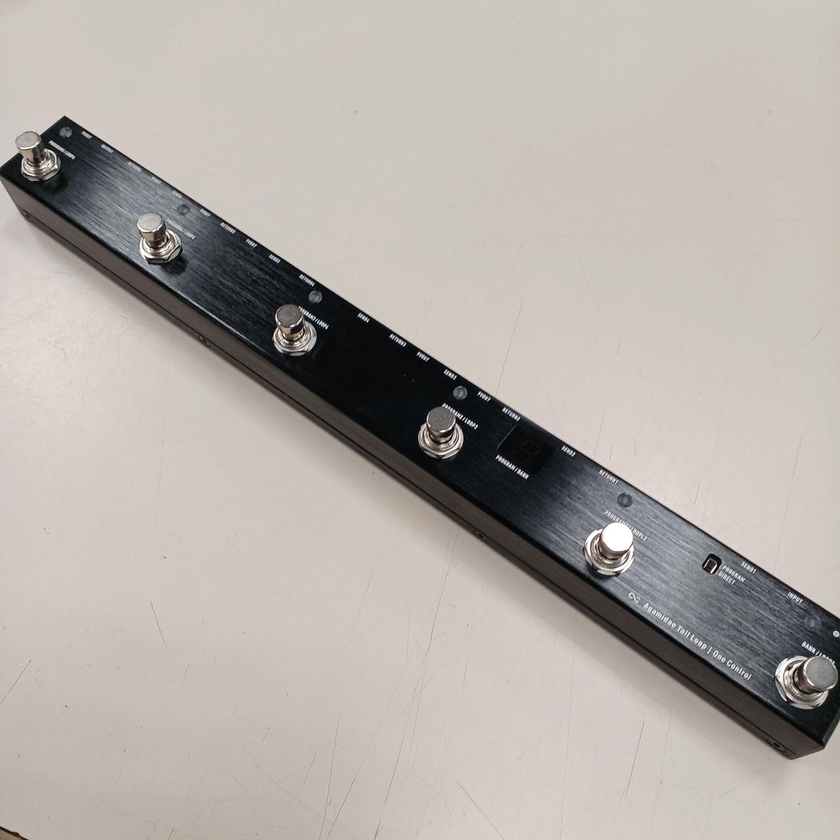 ONE CONTROL Switcher AGAMIDAE TAIL LOOP - Banzai Thrifting | BanzaiHobby