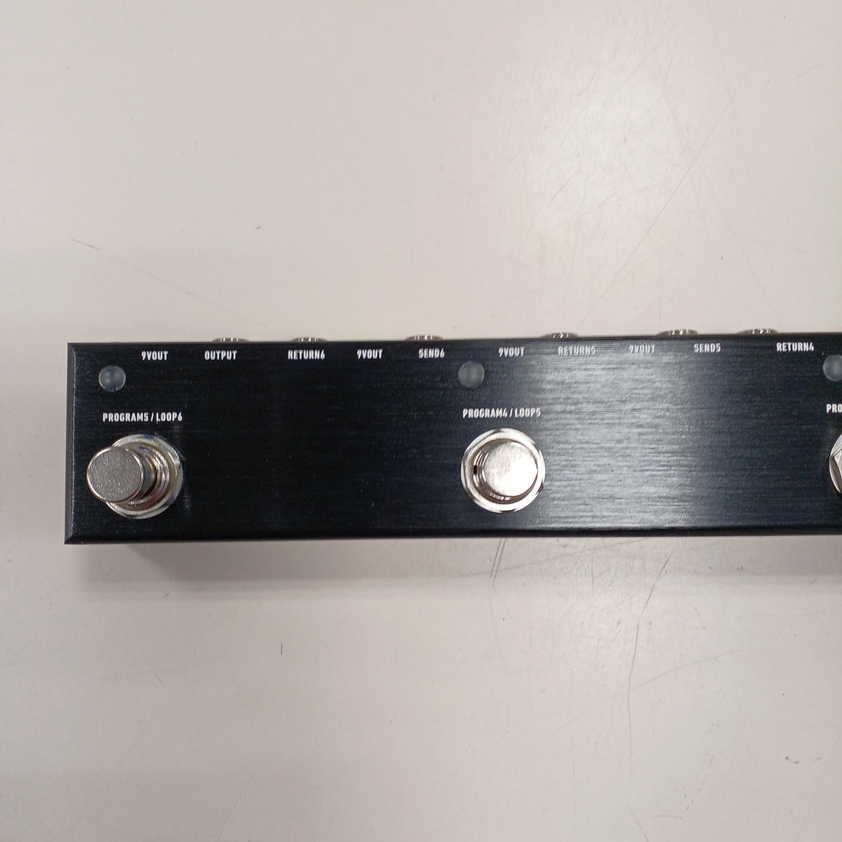 ONE CONTROL Switcher AGAMIDAE TAIL LOOP - Banzai Thrifting | BanzaiHobby