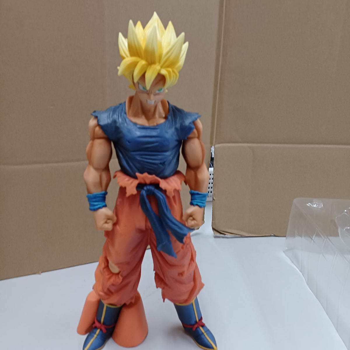 BANDAI Super Saiyan Son Goku MASTERLISE EMOVING Ichiban Kuji Last Color ver - Banzai Thrifting | BanzaiHobby