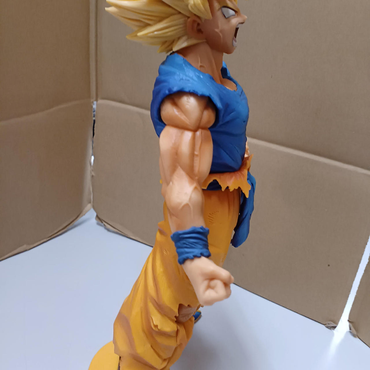 BANDAI Super Saiyan Son Goku MASTERLISE EMOVING Ichiban Kuji Prize A - Banzai Thrifting | BanzaiHobby