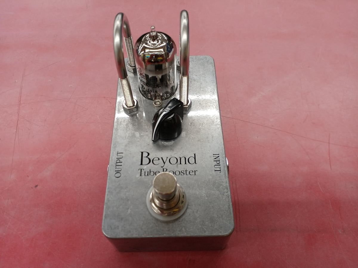 BEYOND Effects pedal: TUBE BOOSTER - Banzai Thrifting | BanzaiHobby