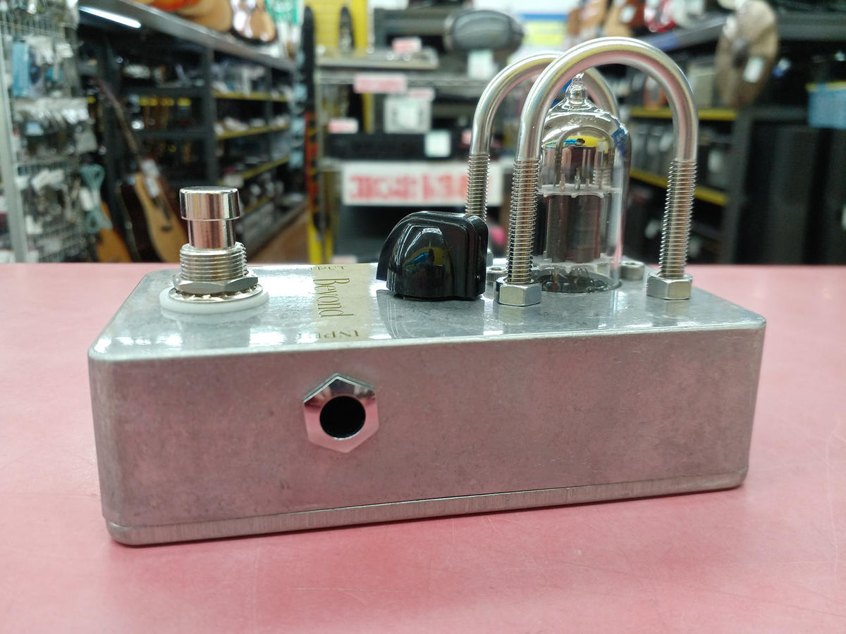 BEYOND Effects pedal: TUBE BOOSTER - Banzai Thrifting | BanzaiHobby