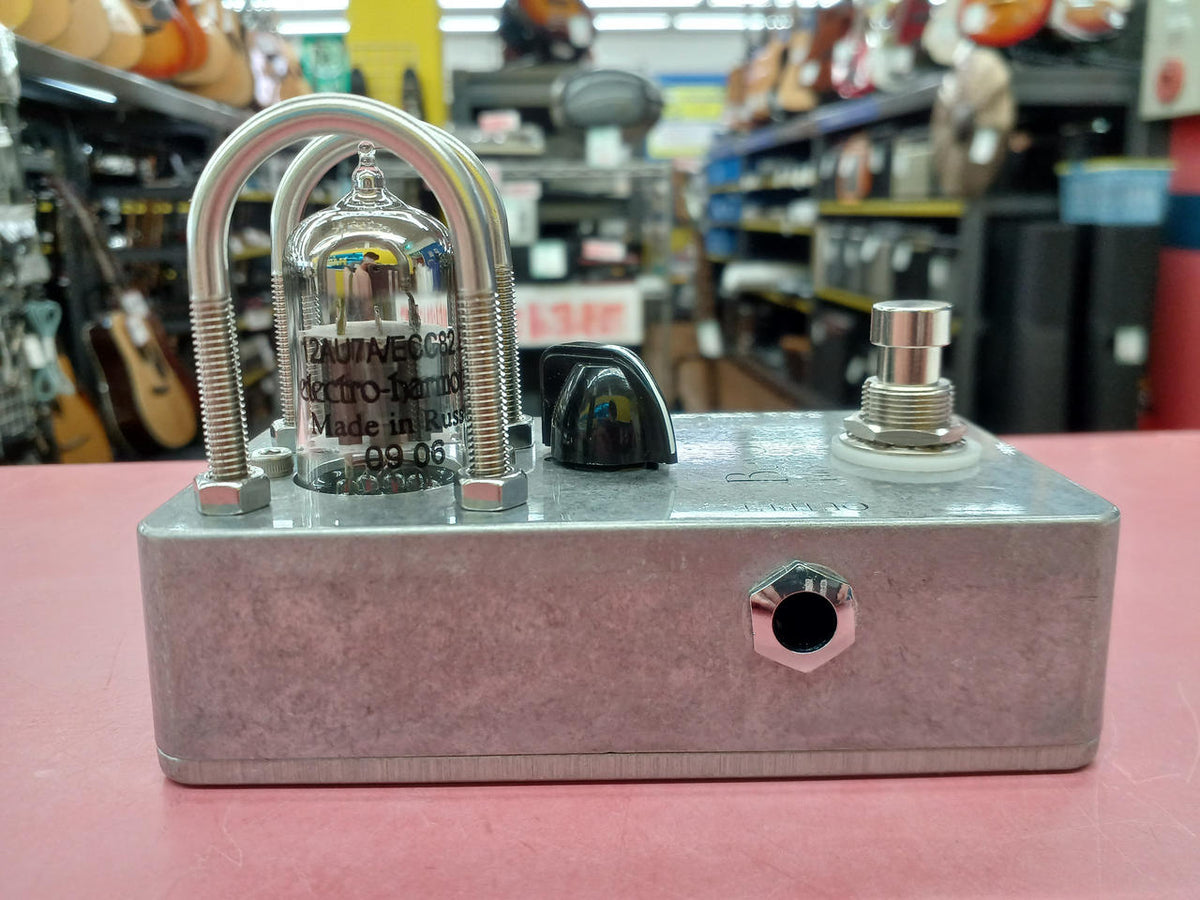 BEYOND Effects pedal: TUBE BOOSTER - Banzai Thrifting | BanzaiHobby