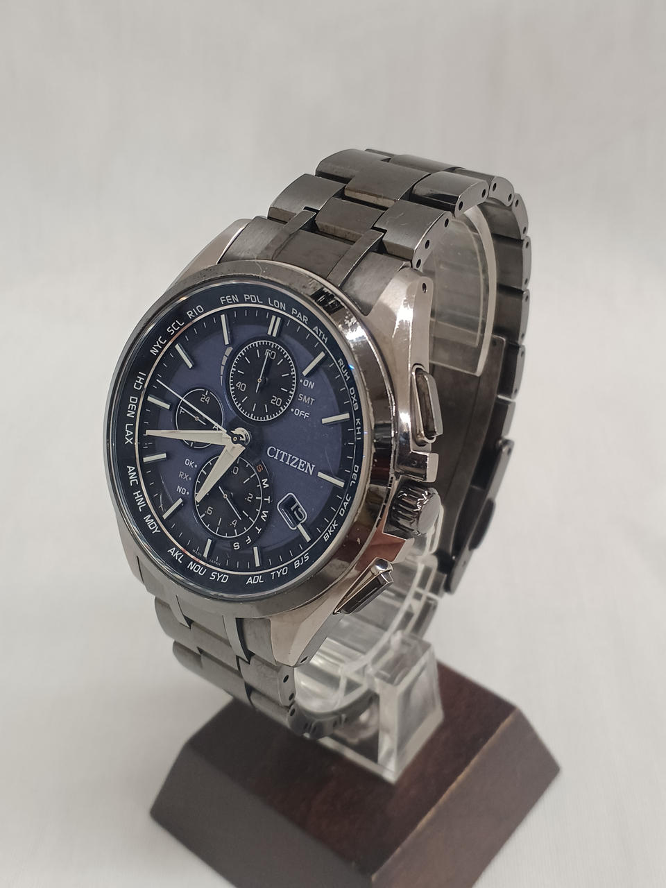 CITIZEN Eco-Drive H804-T020232 - Banzai Thrifting | BanzaiHobby