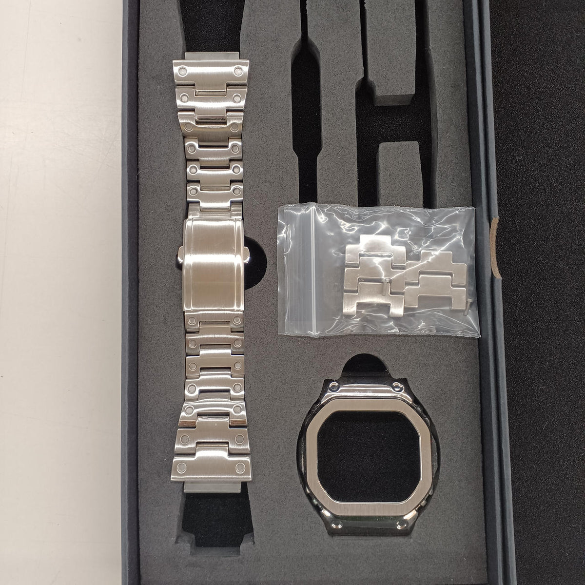 CASIO Watch DW-H5600 - Banzai Thrifting | BanzaiHobby