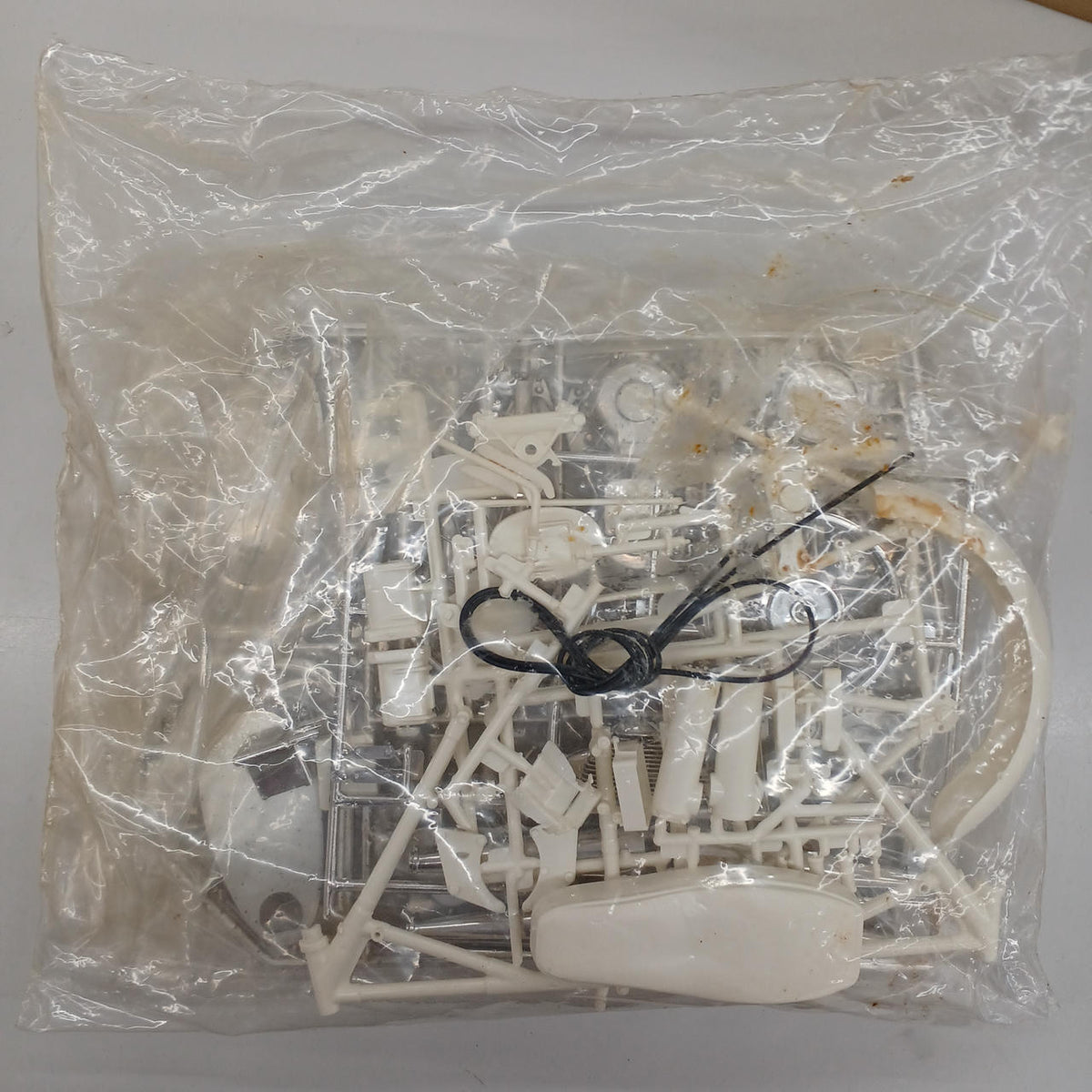 REVELL 1/8 TRIUMPH - Banzai Thrifting | BanzaiHobby